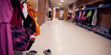 Korridor i en grundskola.