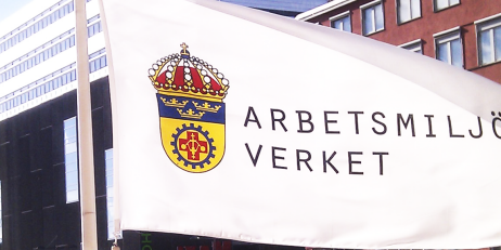 Flagga med Arbetsmiljöverkets logotyp